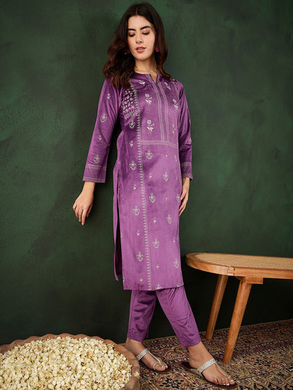 Floral Printed Winter Heavy Velvet Kurta & Trouser