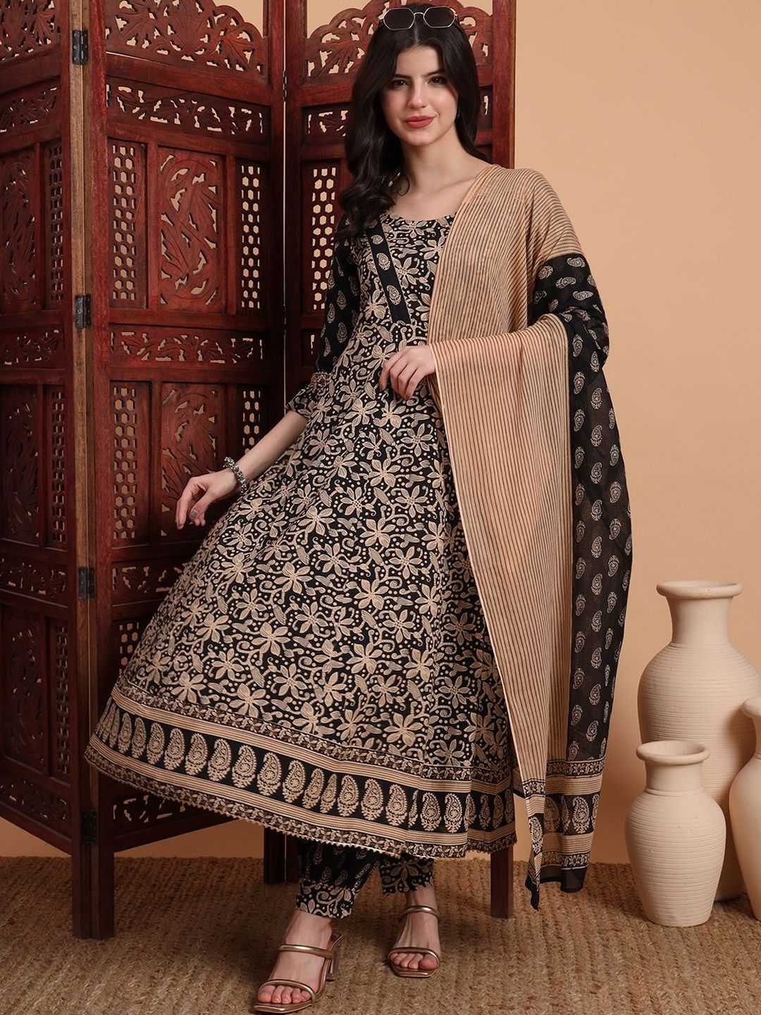 Dhiyona KL Women Ethnic Motifs Printed Panelled Pure Cotton Kurta with Harem Pants & With Dupatta