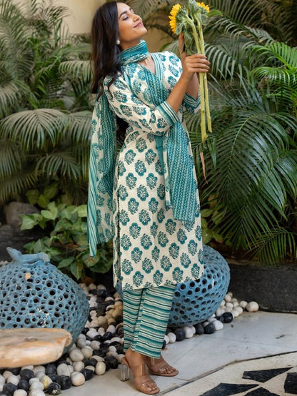Dhiyona KL Women White Pure Cotton Kurta Sets