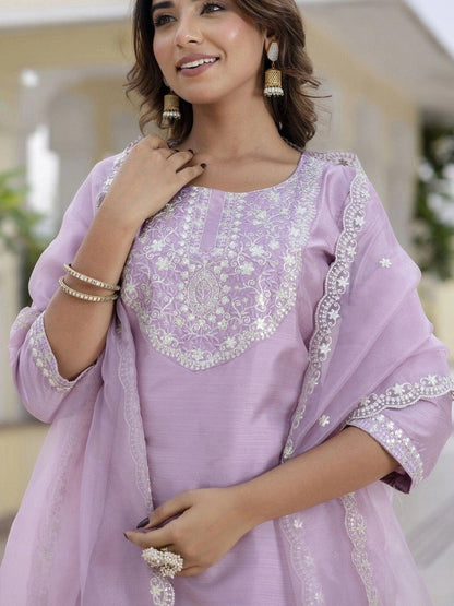 Women Ethnic Motifs Embroidered Regular Kurta with Trousers & With Dupatta