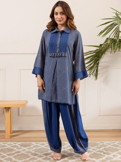 Geometric Printed Straight Kurta with Harem Pants
