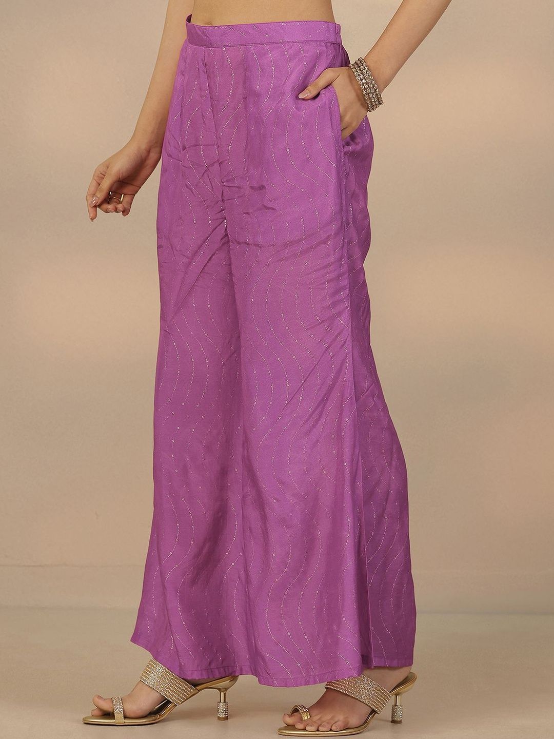 Dhiyona LL Women Floral Printed Regular Gotta Patti Kurta with Palazzos & With Dupatta