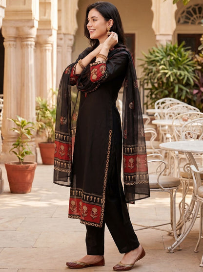 Women Ethnic Motifs Printed Regular Pure Cotton Kurta with Trousers & With Dupatta