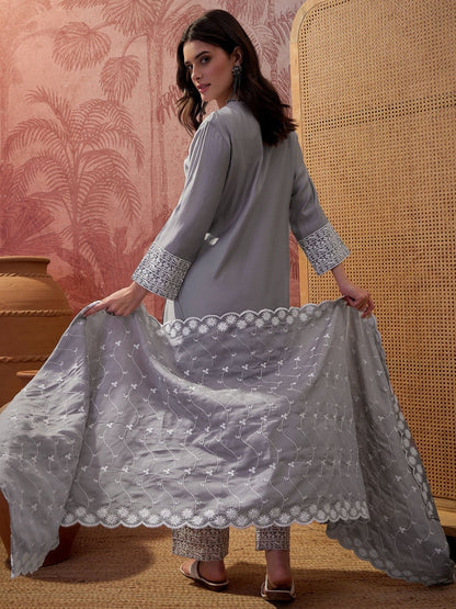 Embroidered Round-Neck Kurta Trousers & Dupatta