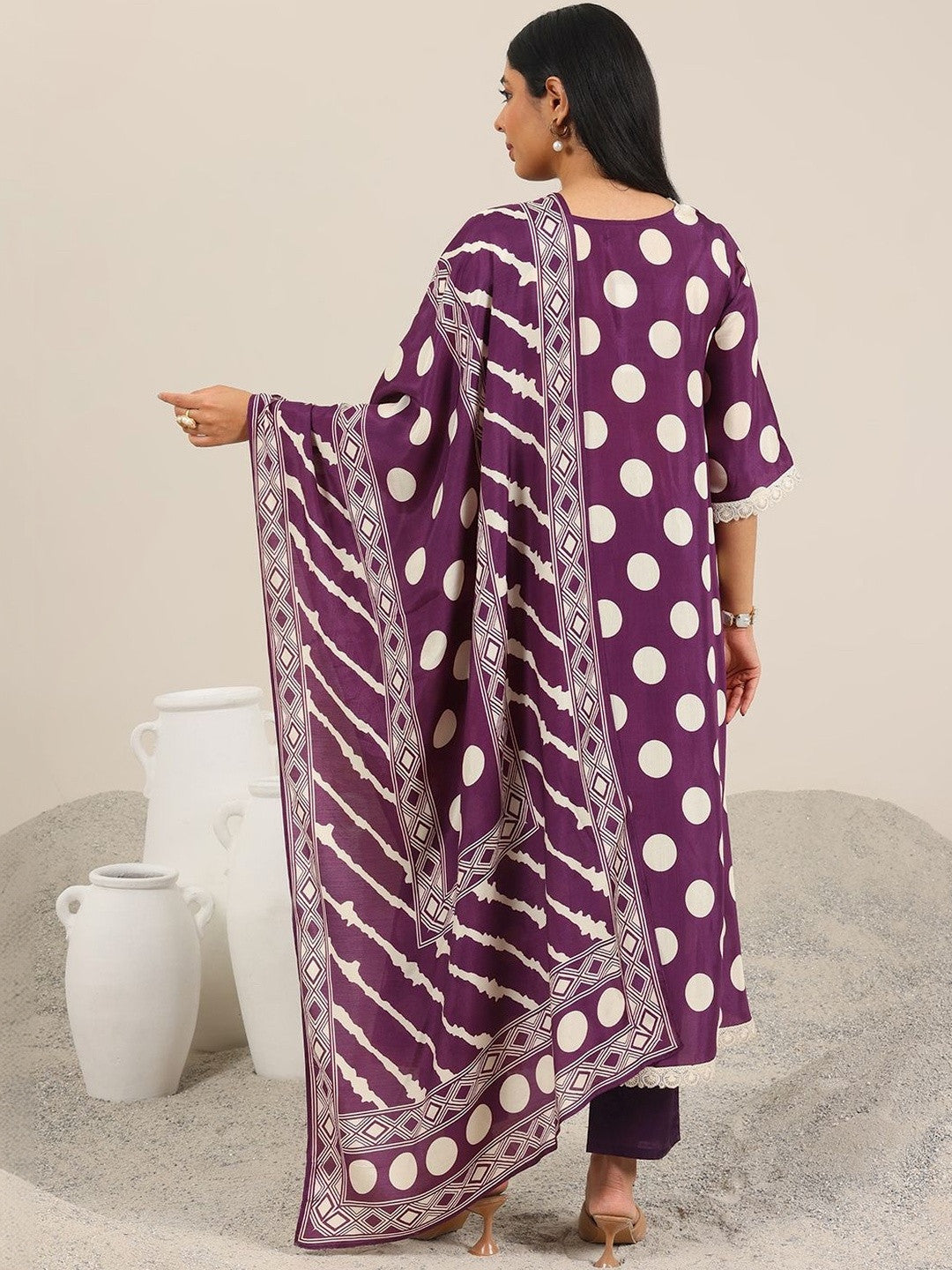 Women Floral Printed Regular Kurta with Trousers & With Dupatta