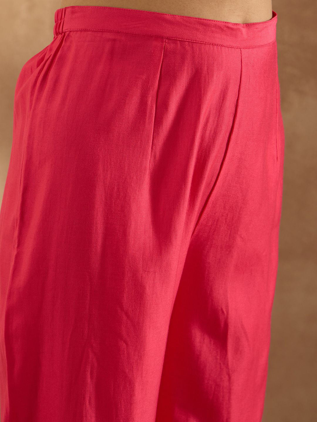 Women Floral Embroidered Empire Thread Work Liva Kurta with Trousers