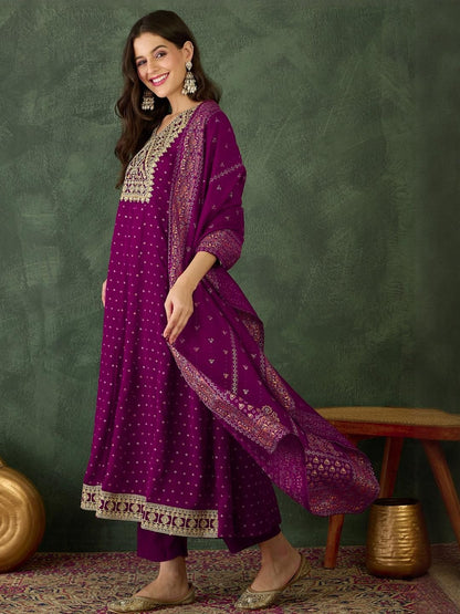 Dhiyona KL Women Purple Art Silk Embroidered Kurta Sets