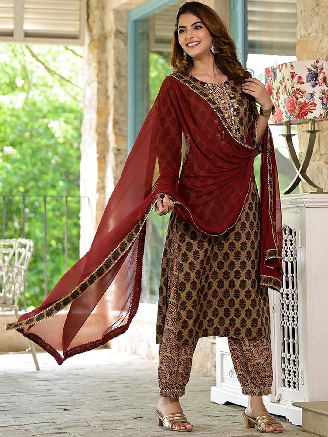 Dhiyona KL Floral Printed Pure Cotton Straight Kurta with Salwar & Dupatta