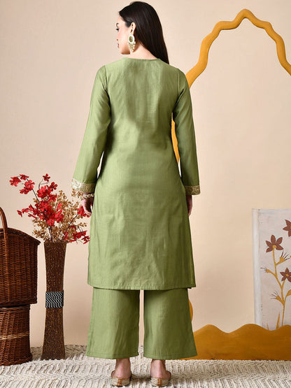 Women Solid Yoke Design Kurta with Palazzo