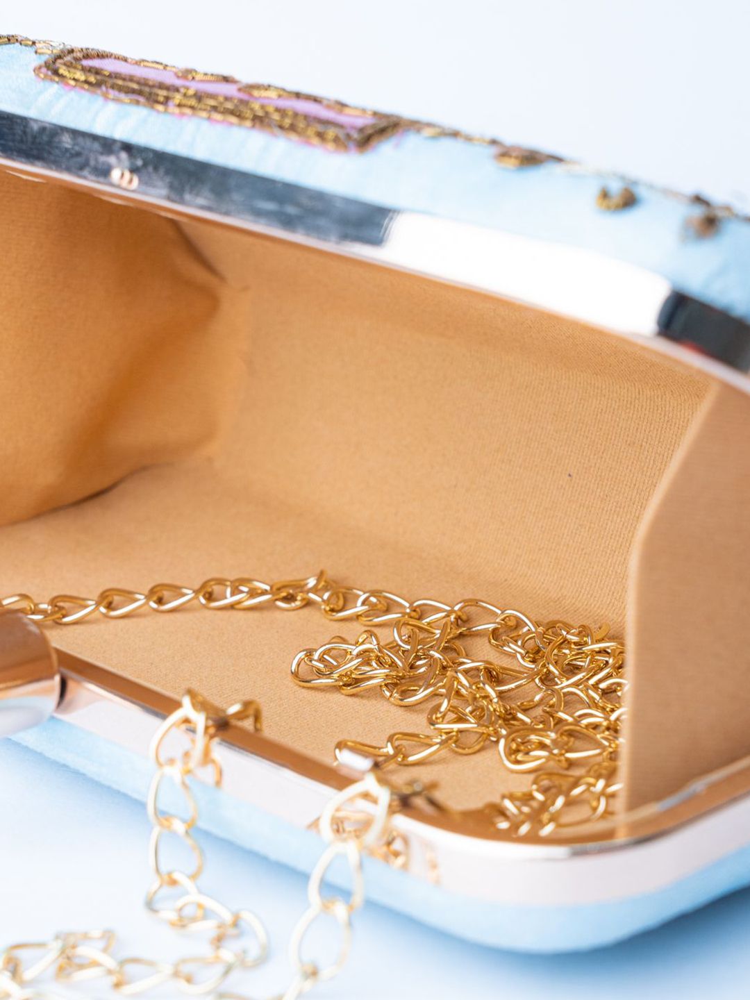 Dhiyona NR Floral Embroidered Box Clutch