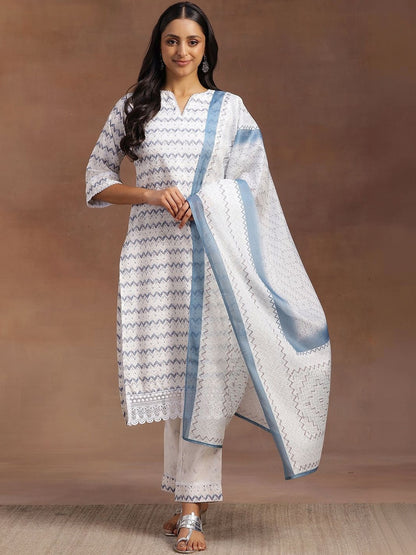 Women Printed Regular Kurta with Trousers & With Dupatta