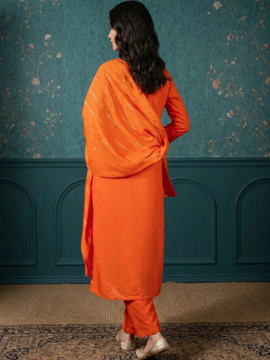 Women Ethnic Motifs Embroidered Regular Thread Work Kurta with Trousers & With Dupatta