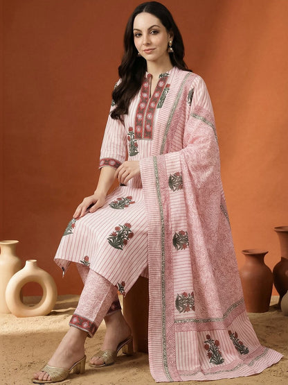 Women Printed Regular Pure Cotton Kurta with Trousers & With Dupatta