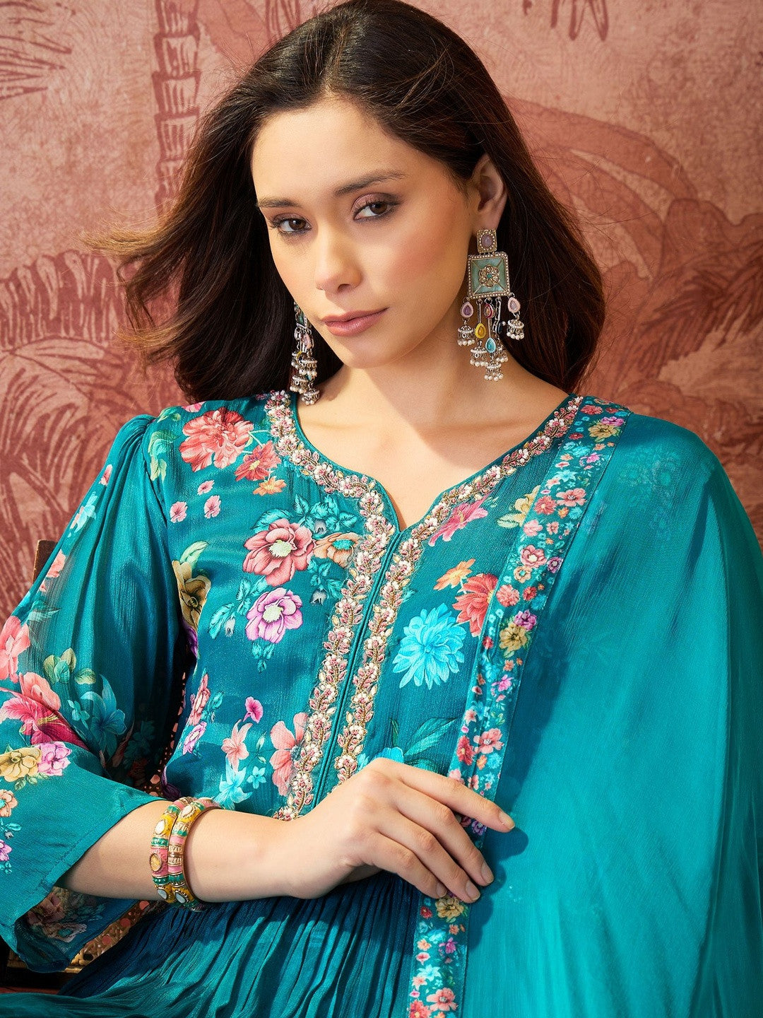 Printed Round Neck Kurta & Trousers Kurta Sets