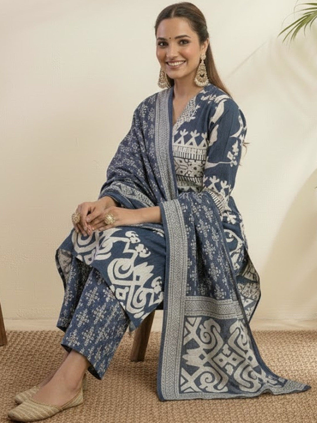 Dhiyona SN Printed Pure Cotton V-Neck Kurta & Trousers With Dupatta