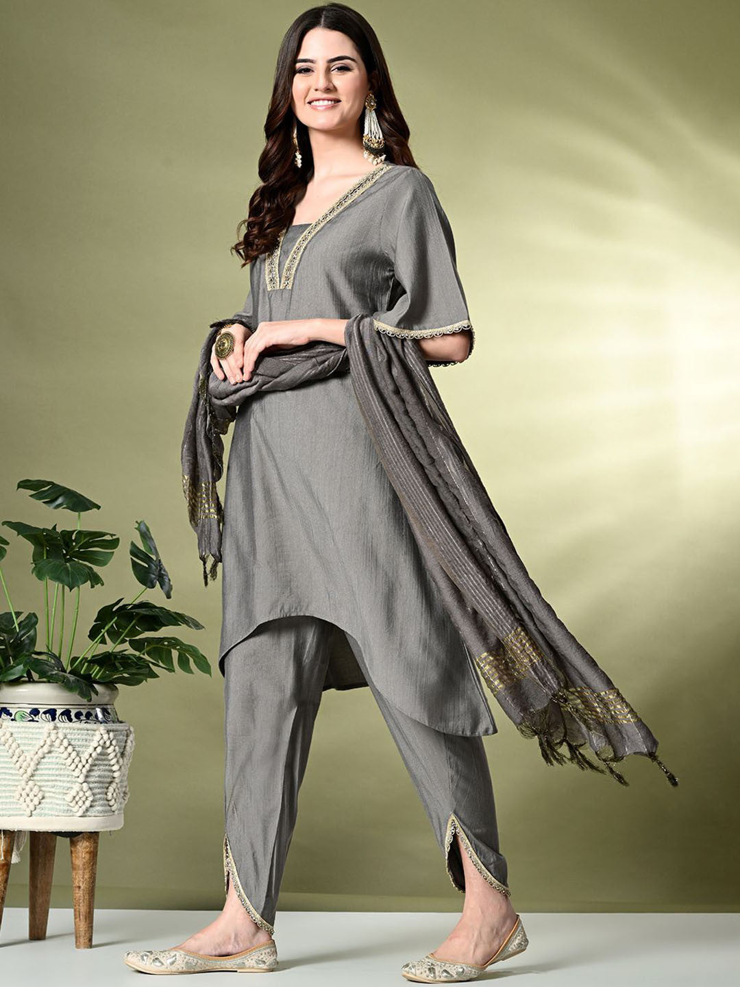 Grey Ethnic Motifs Yoke Design Beads & Stones A-Line Fusion Kurta Set