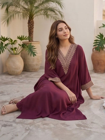 Maroon Women Ethnic Motifs Embroidered Regular Thread Work Kurta with Trousers