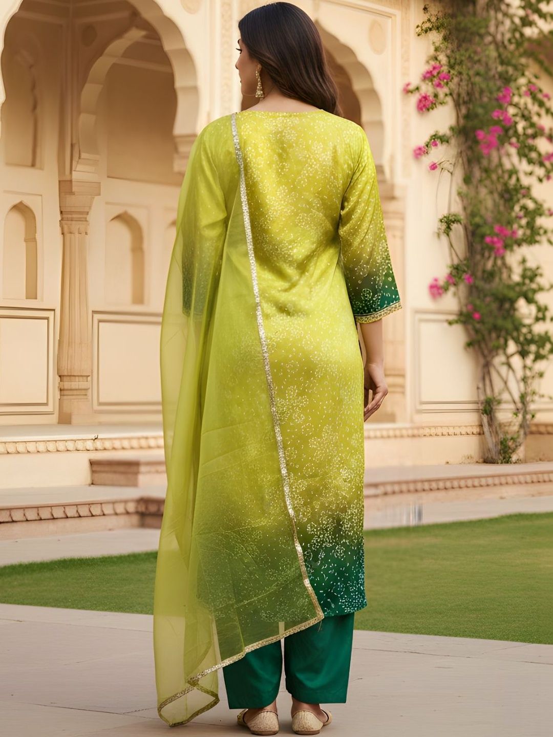 Dhiyona KL Women Ombre Dyed Regular Thread Work Kurta with Trousers & With Dupatta