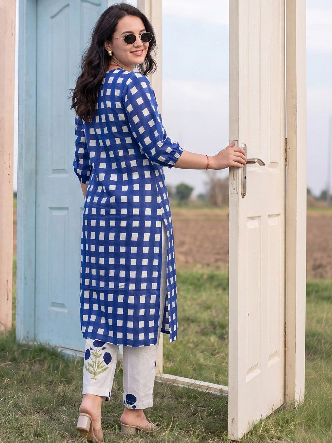 Women Printed Regular Pure Cotton Kurta with Trousers