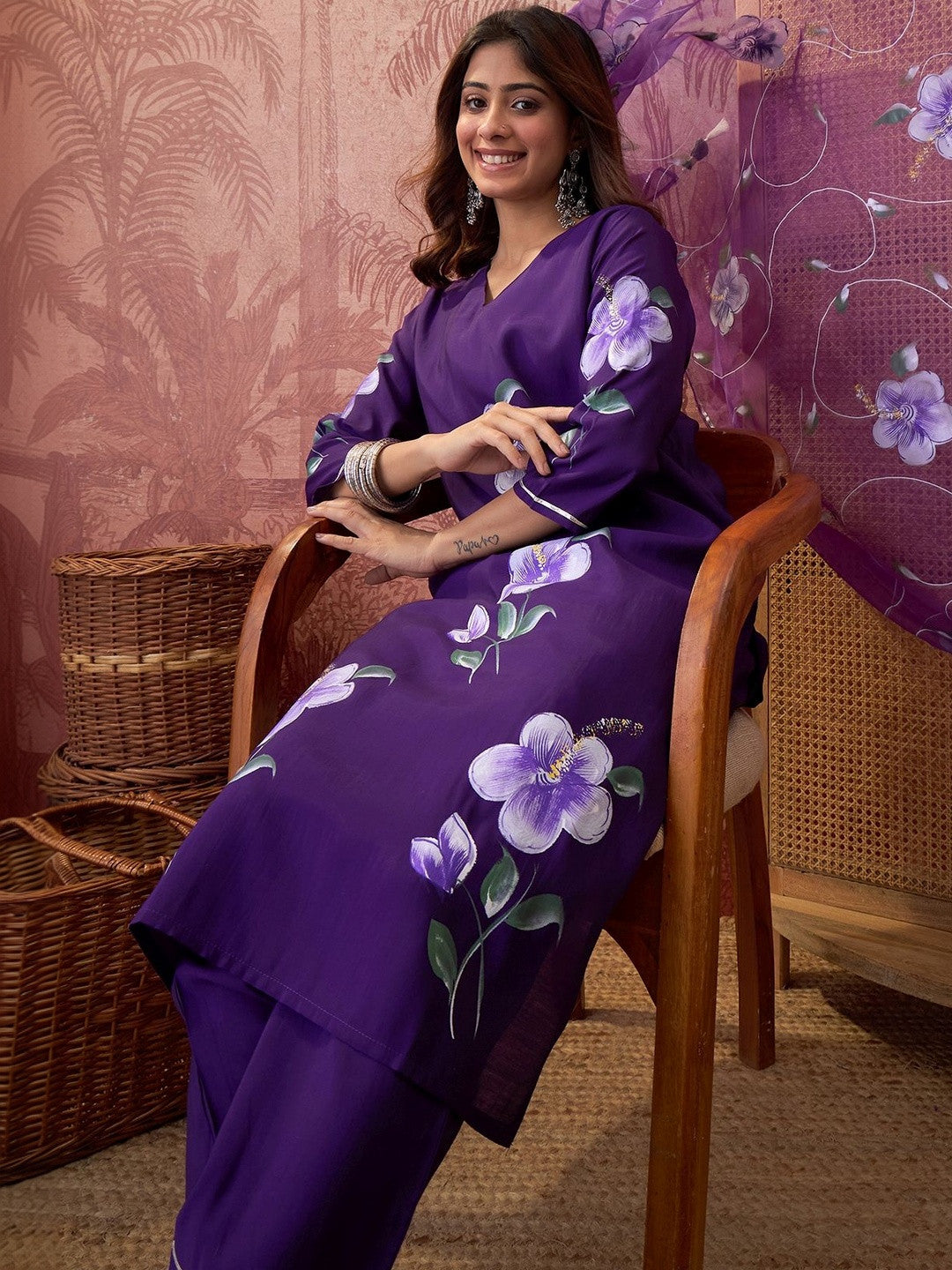 Dhiyona SN Printed V-Neck Kurta & Trousers With Dupatta