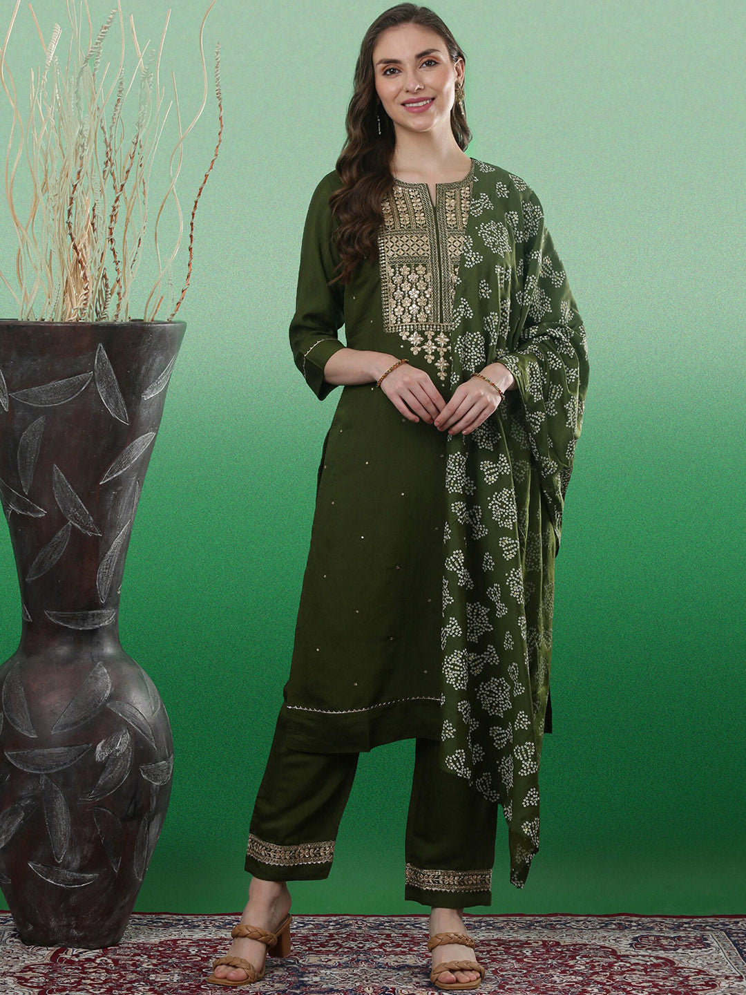 Dhiyona SN Floral Yoke Design Sequinned Straight Kurta & Trouser With Dupatta