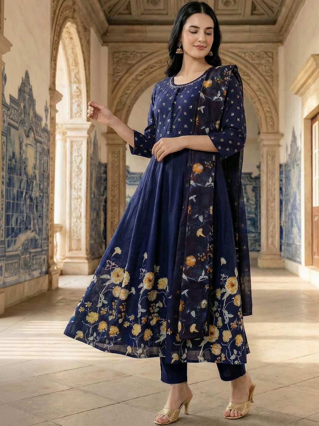 Women Floral Printed Regular Thread Work Pure Cotton Kurta with Trousers & With Dupatta