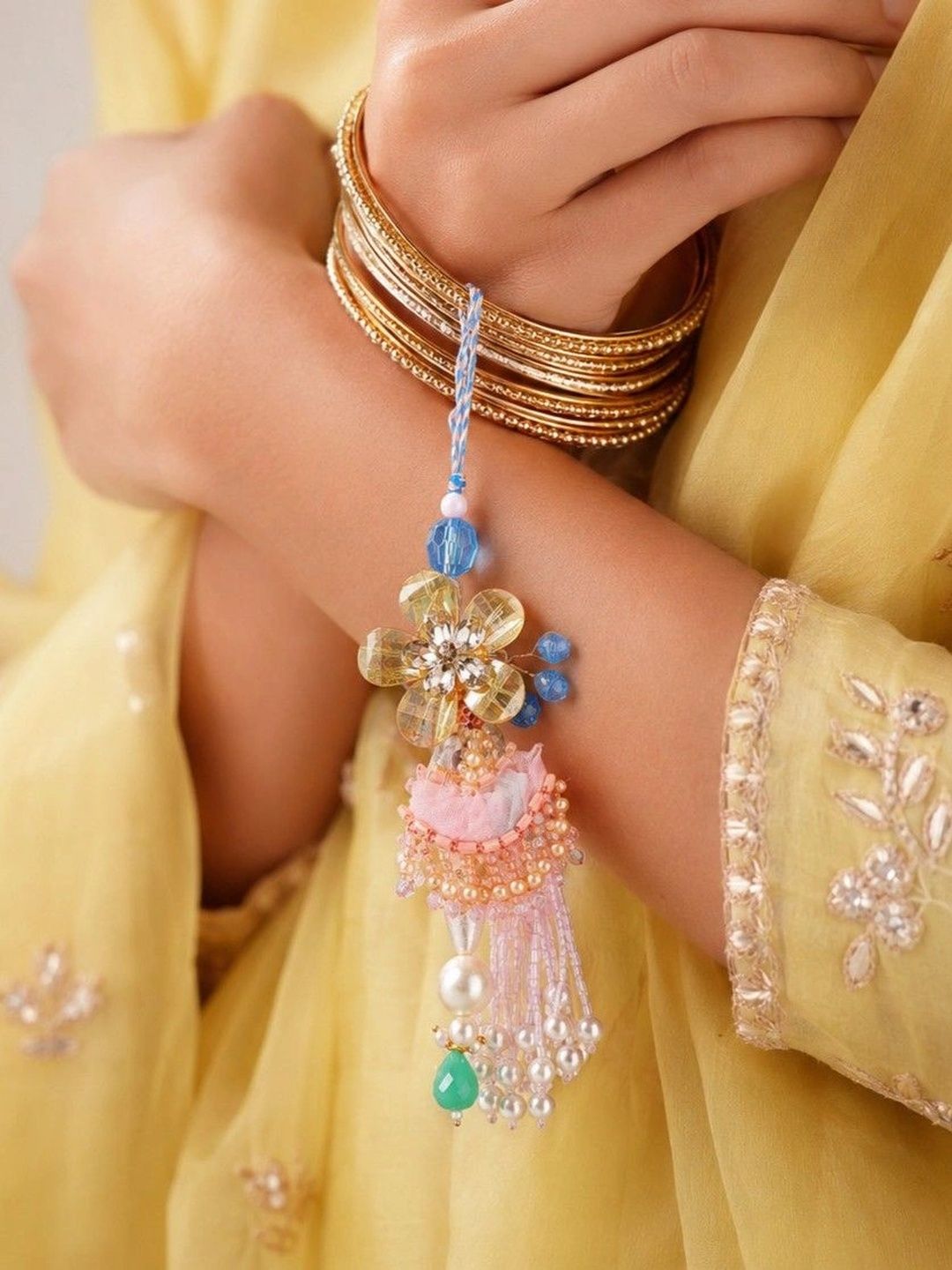 Dhiyona Rakhi