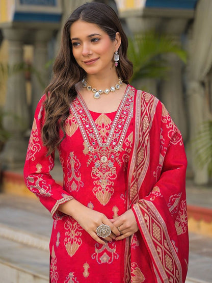 Dhiyona KL Women Ethnic Motifs Printed Regular Mirror Work Kurta with Trousers & With Dupatta