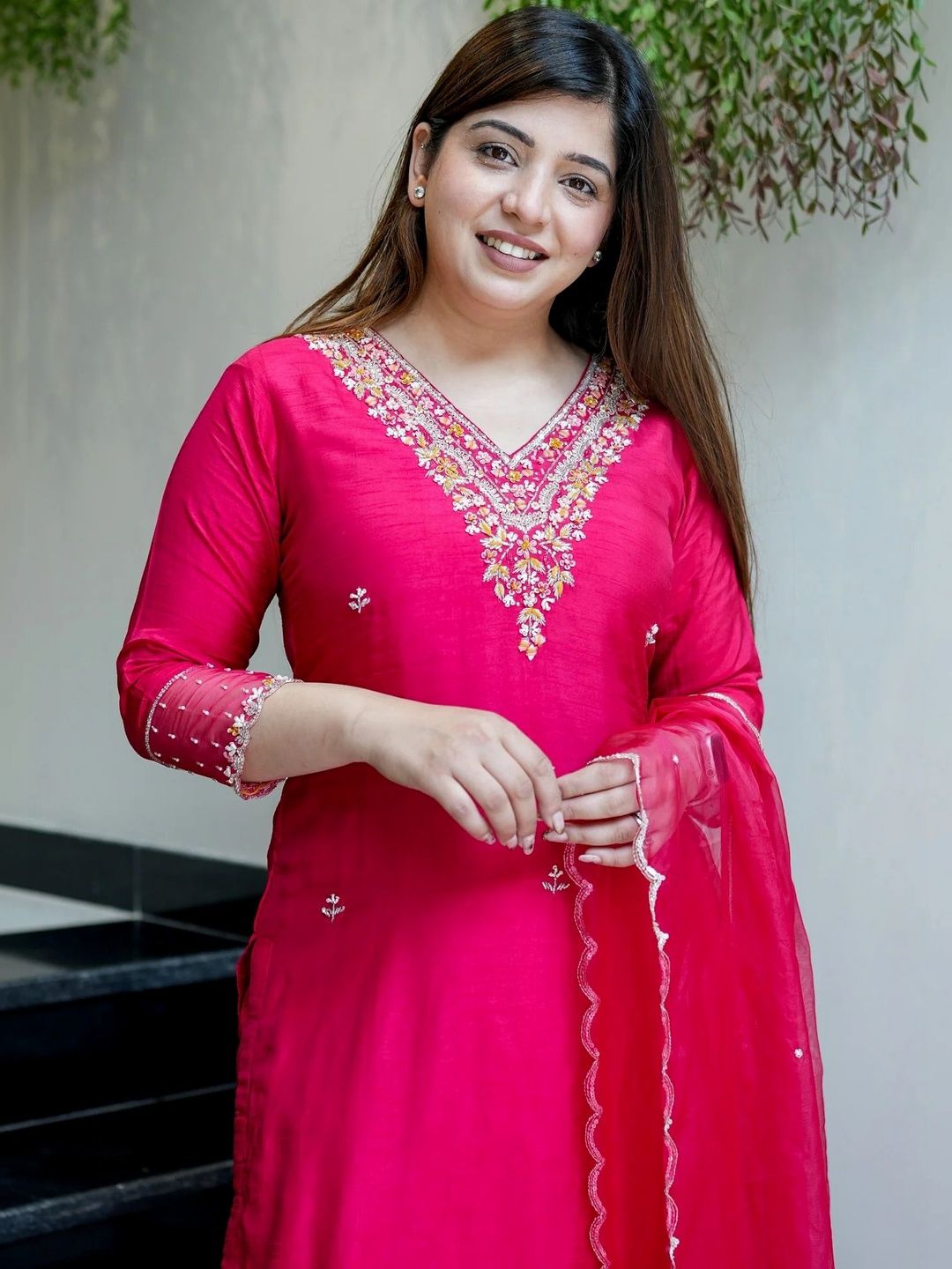 Dhiyona KL Women Ethnic Motifs Embroidered Regular Thread Work Chanderi Silk Kurta with Palazzos & With Dupatta