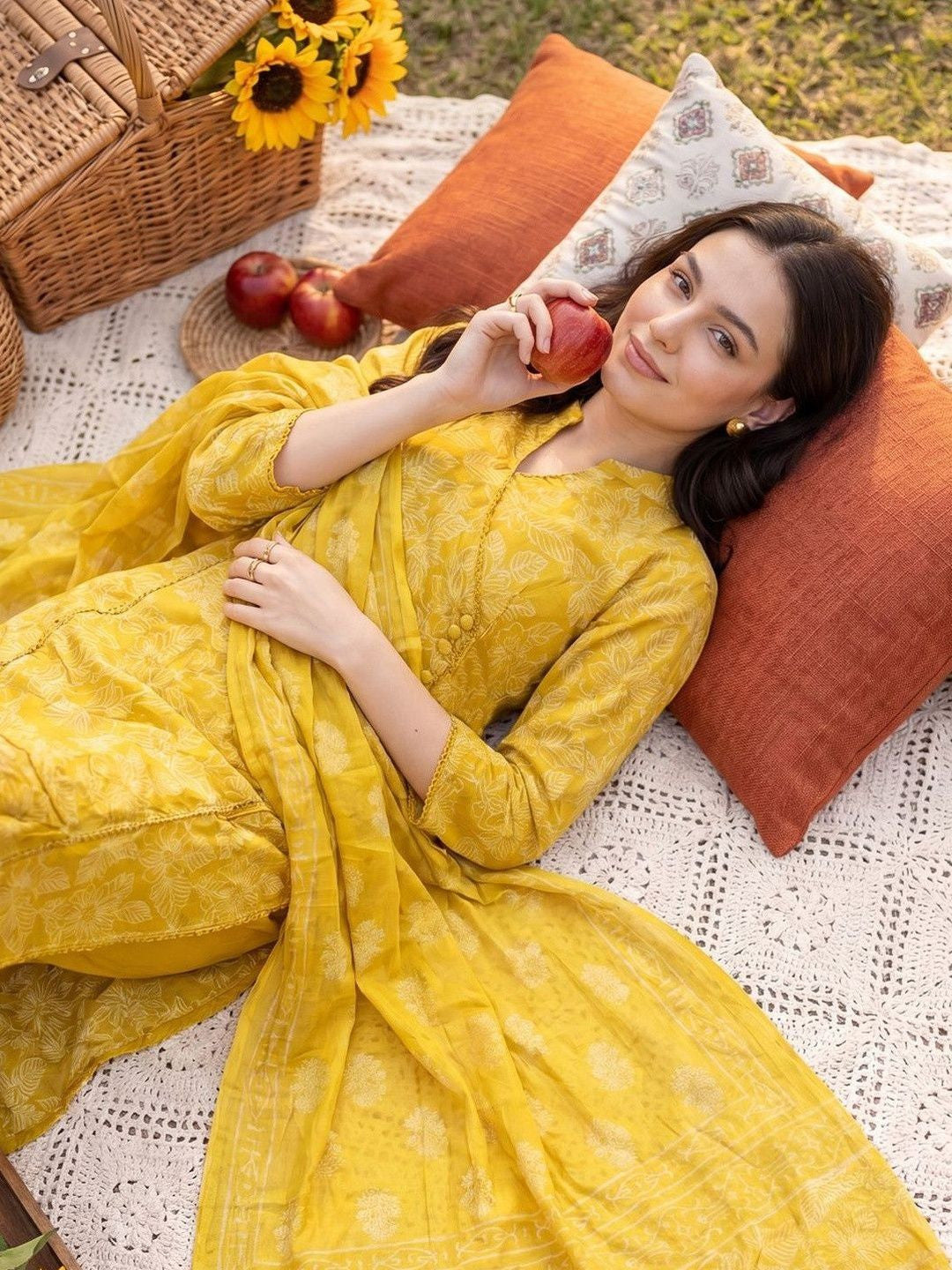 Women Floral Printed Angrakha Pure Cotton Kurta with Trousers & With Dupatta