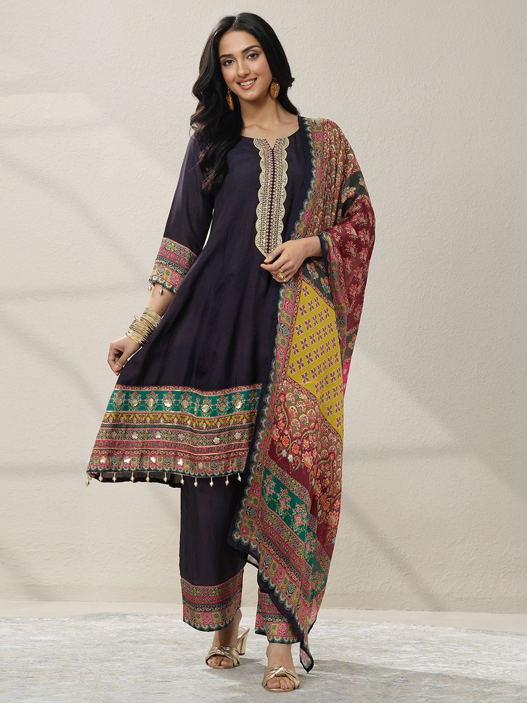 Dhiyona LL Women Ethnic Motifs Regular Sequinned Kurta with Palazzos & With Dupatta
