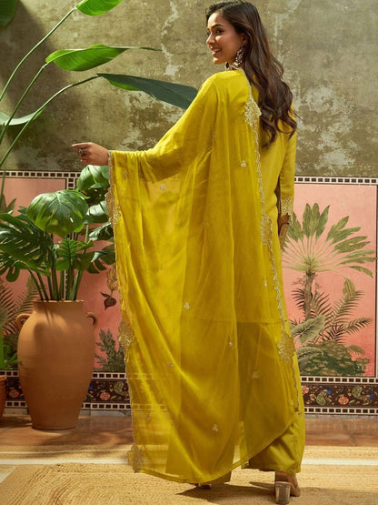 Women Ethnic Motifs Embroidered Regular Thread Work Kurta with Palazzos & With Dupatta