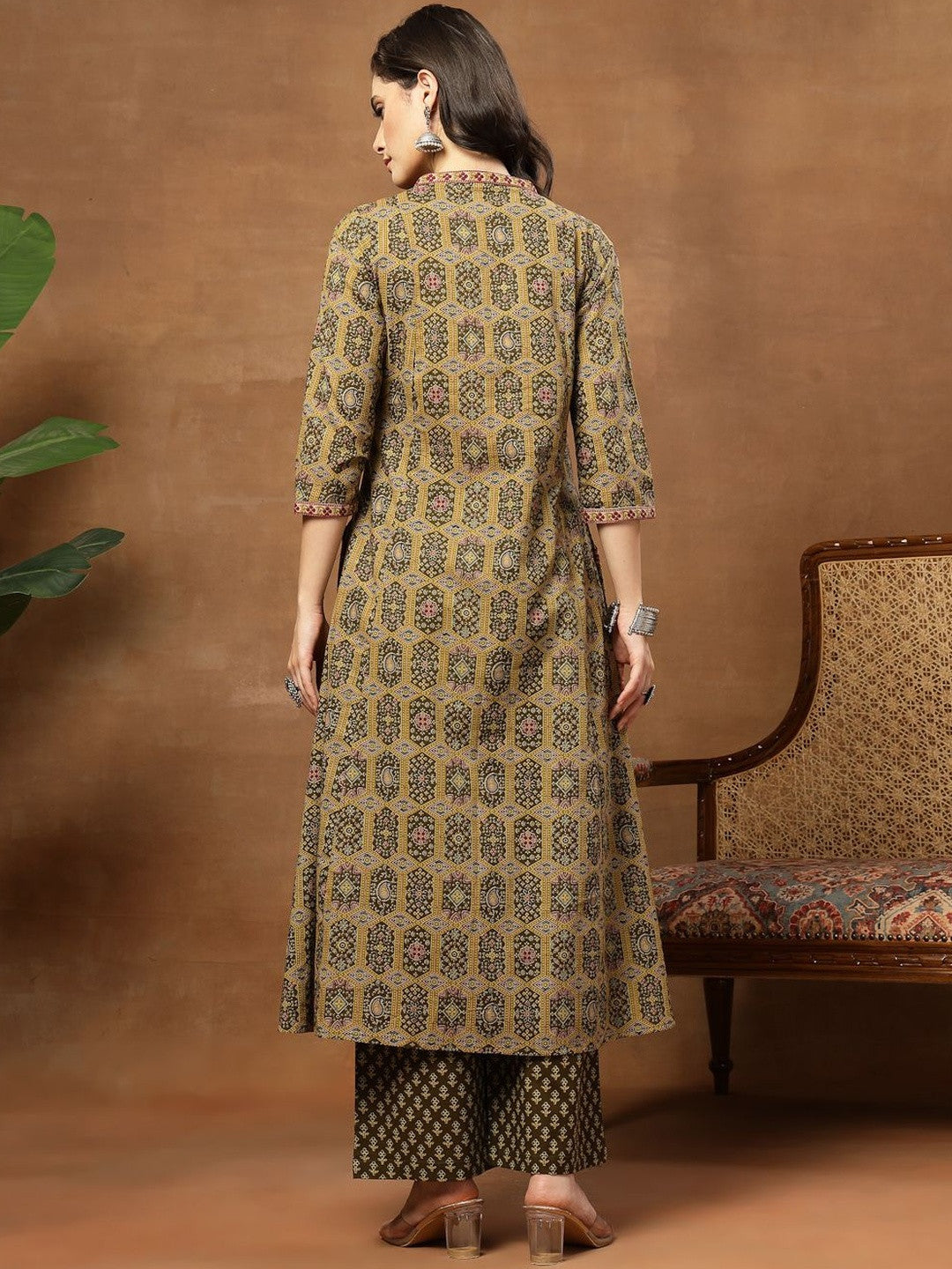 Printed Pure Cotton V-Neck Kurta & Palazzos