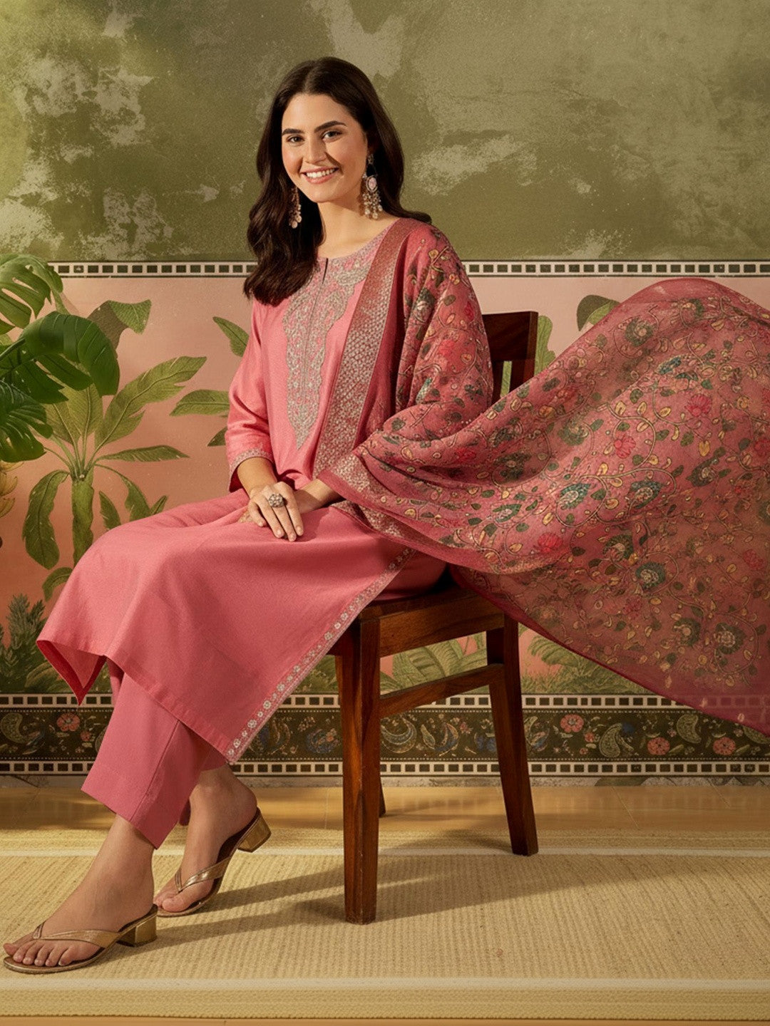 Yoke Design Round Neck Kurta & Trousers With Dupatta