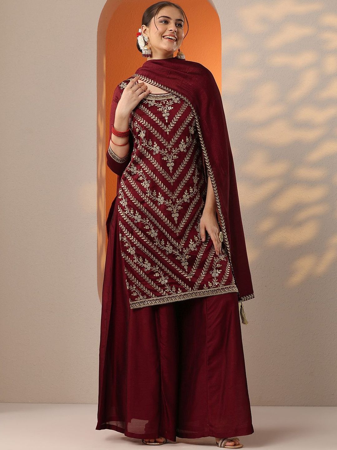 Dhiyona LL Women Ethnic Motifs Embroidered Regular Kurta with Palazzos & With Dupatta