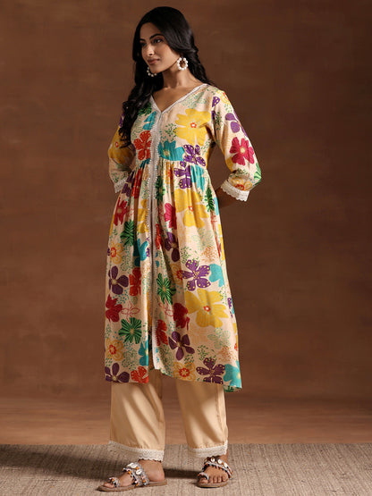 Women Floral Printed Angrakha Kurta with Trousers