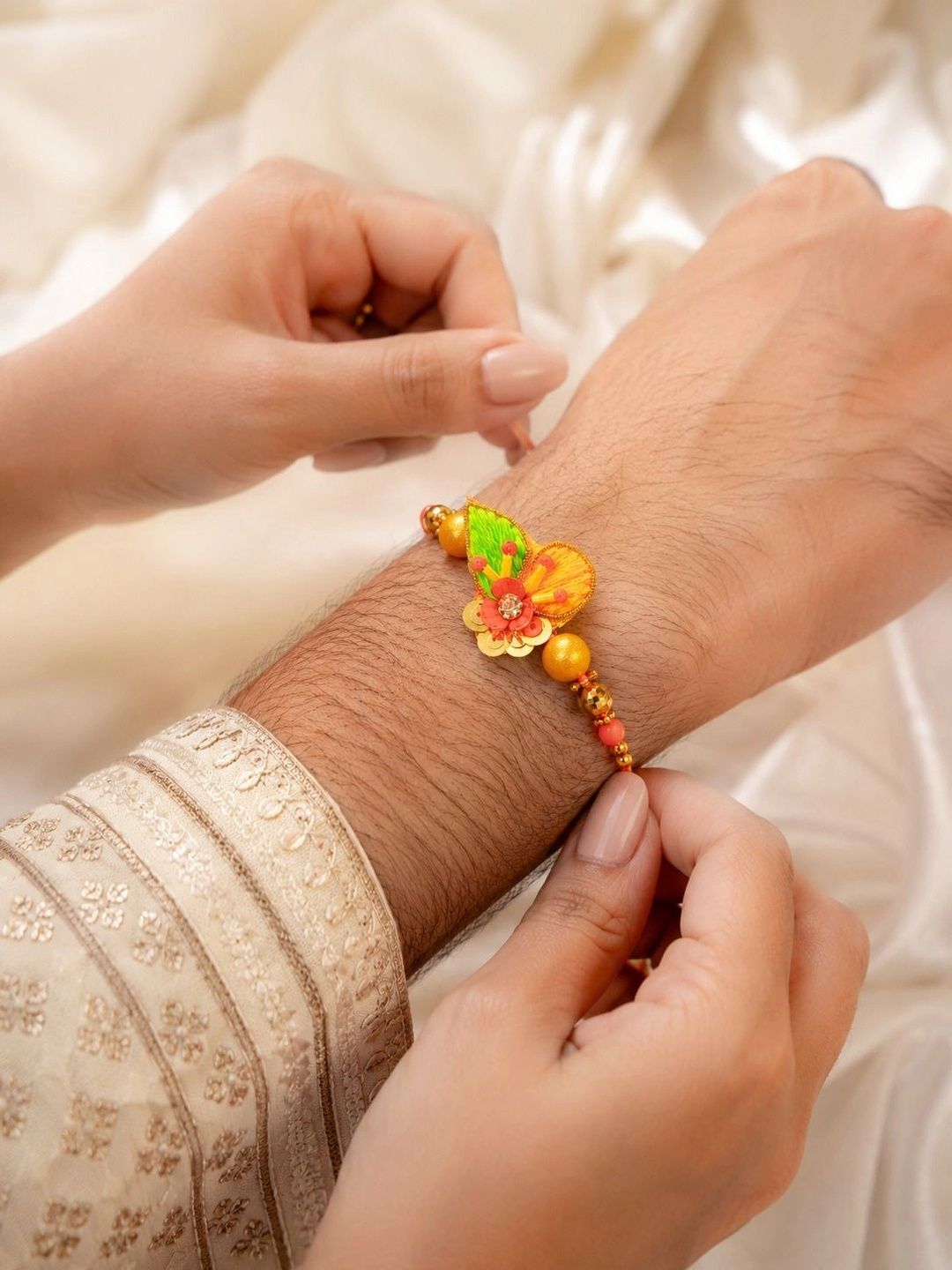 Dhiyona Rakhi
