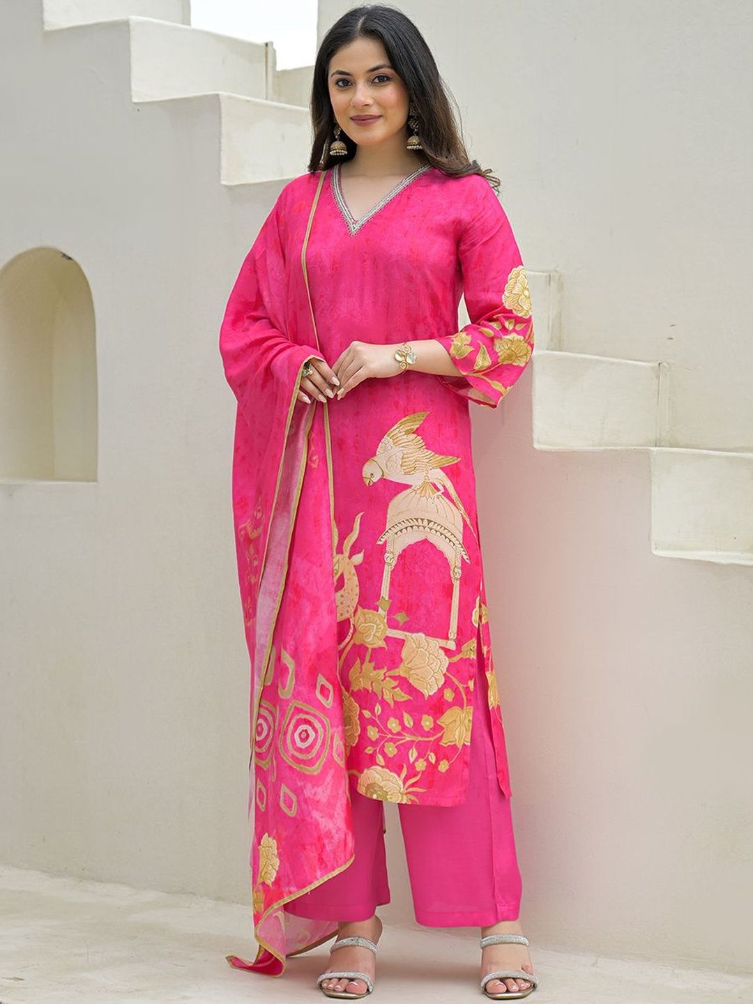 Dhiyona KL Women Printed Silk Blend Kurta Sets With Dupatta