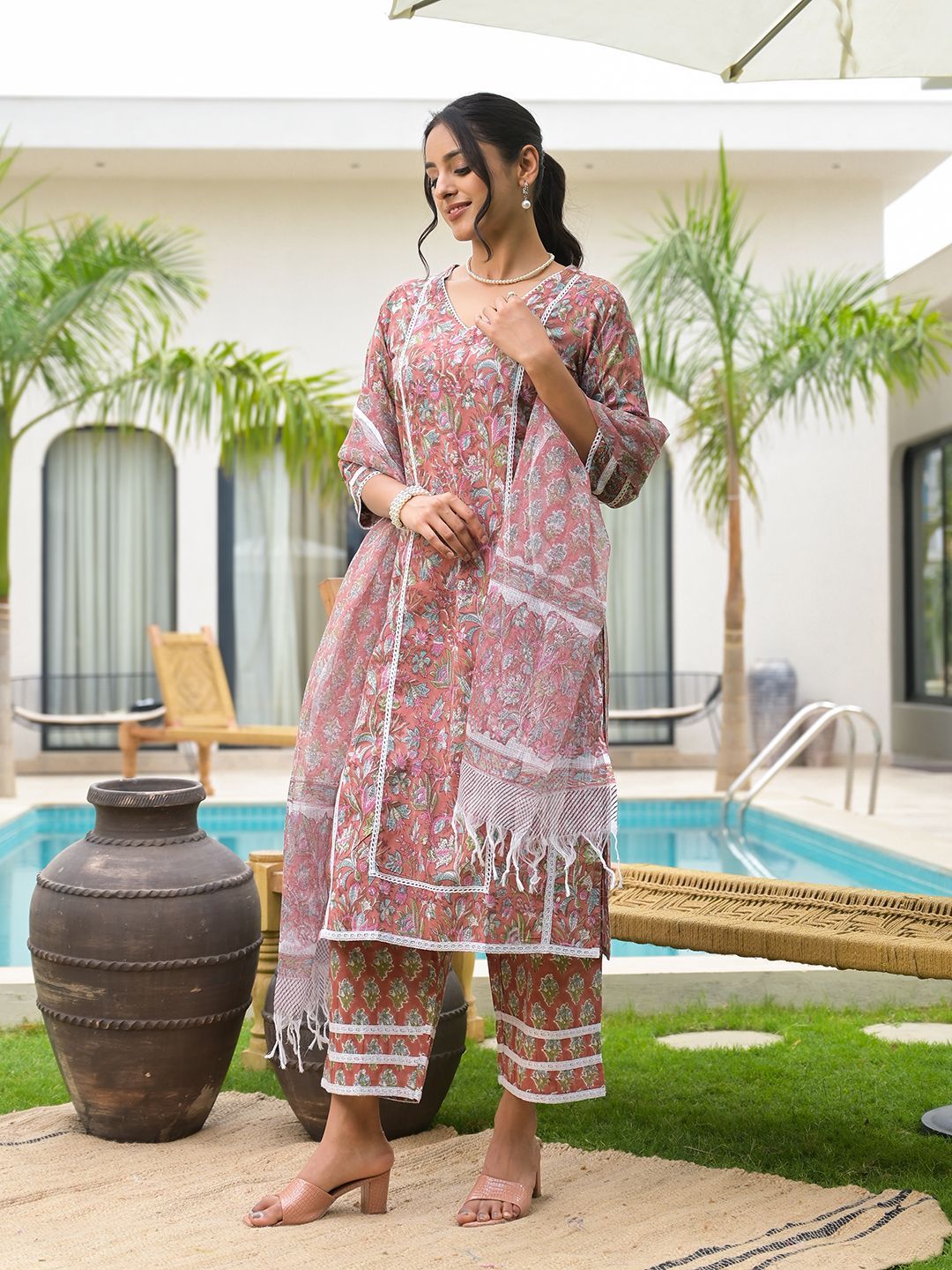 Dhiyona KL Floral Printed V-Neck Pure Cotton Kurta with Trouser And Dupatta