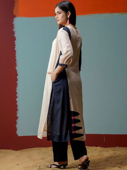 Round Neck Kurta & Trousers