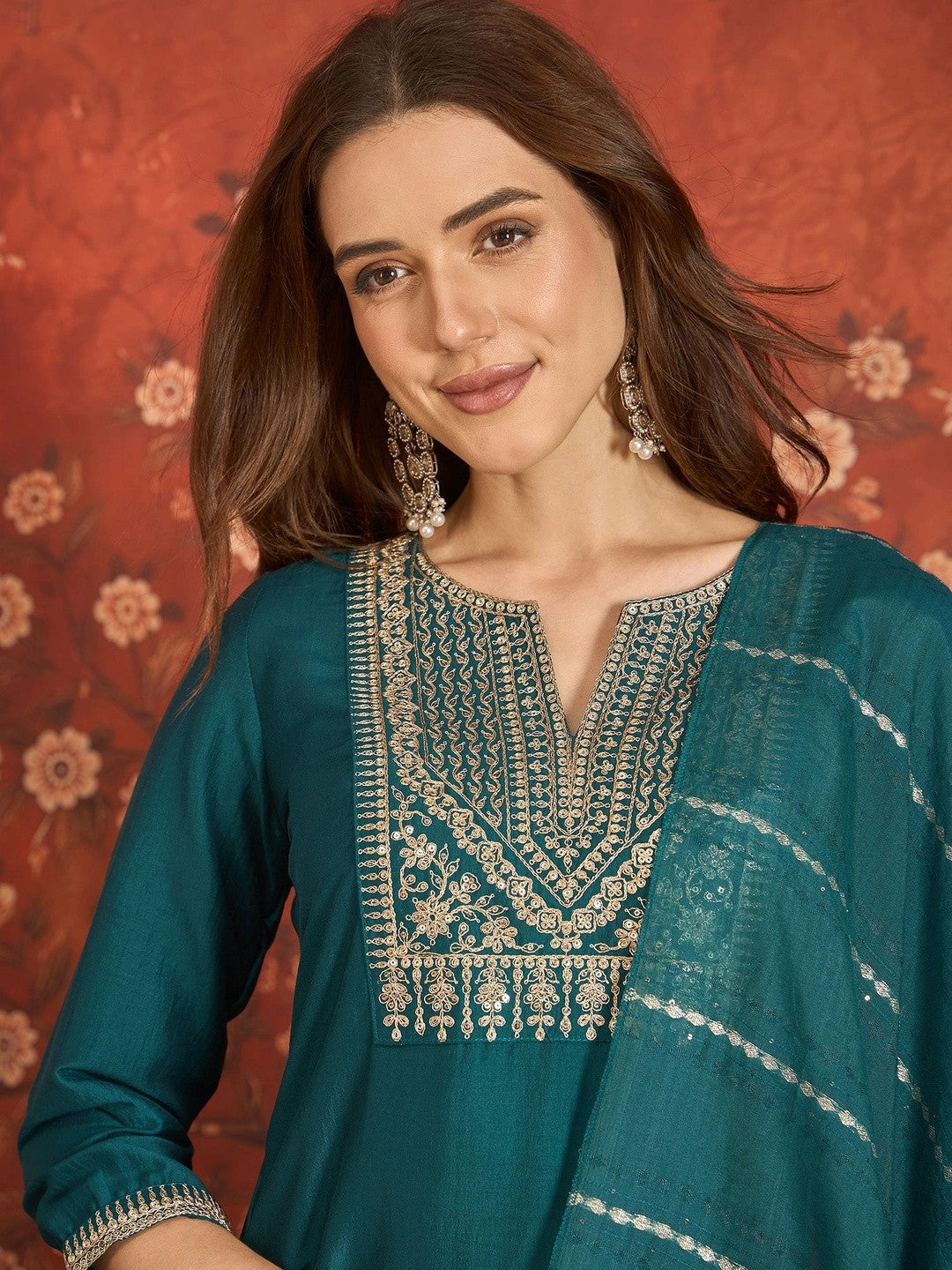 Women Ethnic Motifs Embroidered Regular Thread Work Kurta with Trousers & With Dupatta