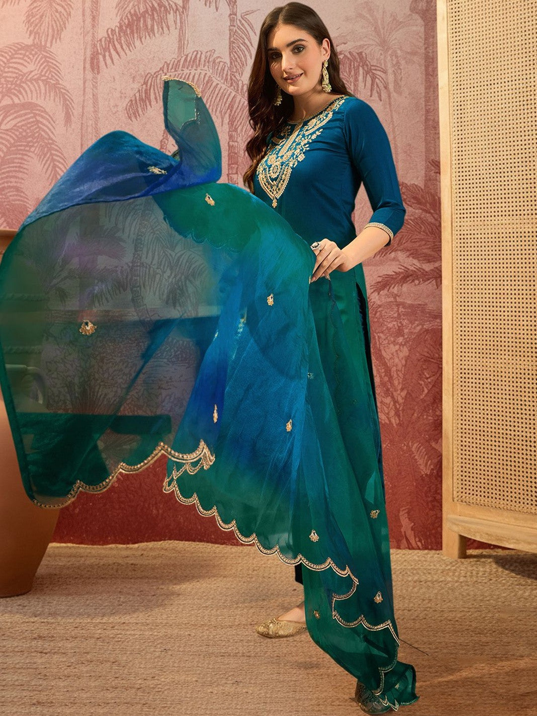 Embroidered Round Neck Kurta & Trousers Kurta Sets