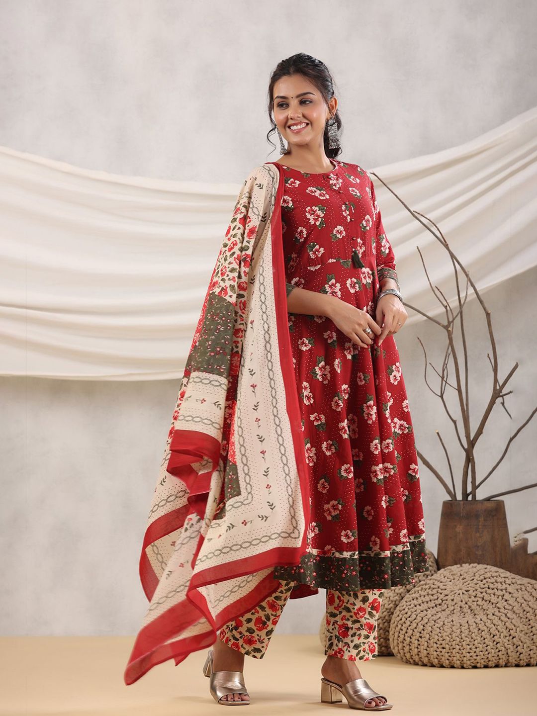 Dhiyona RR Women's Floral Printed Cotton A-Line Kurta with Palazzos & Dupatta