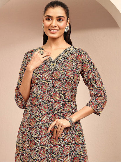 Women Ethnic Motifs Printed Regular Thread Work Kurta with Trousers & With Dupatta