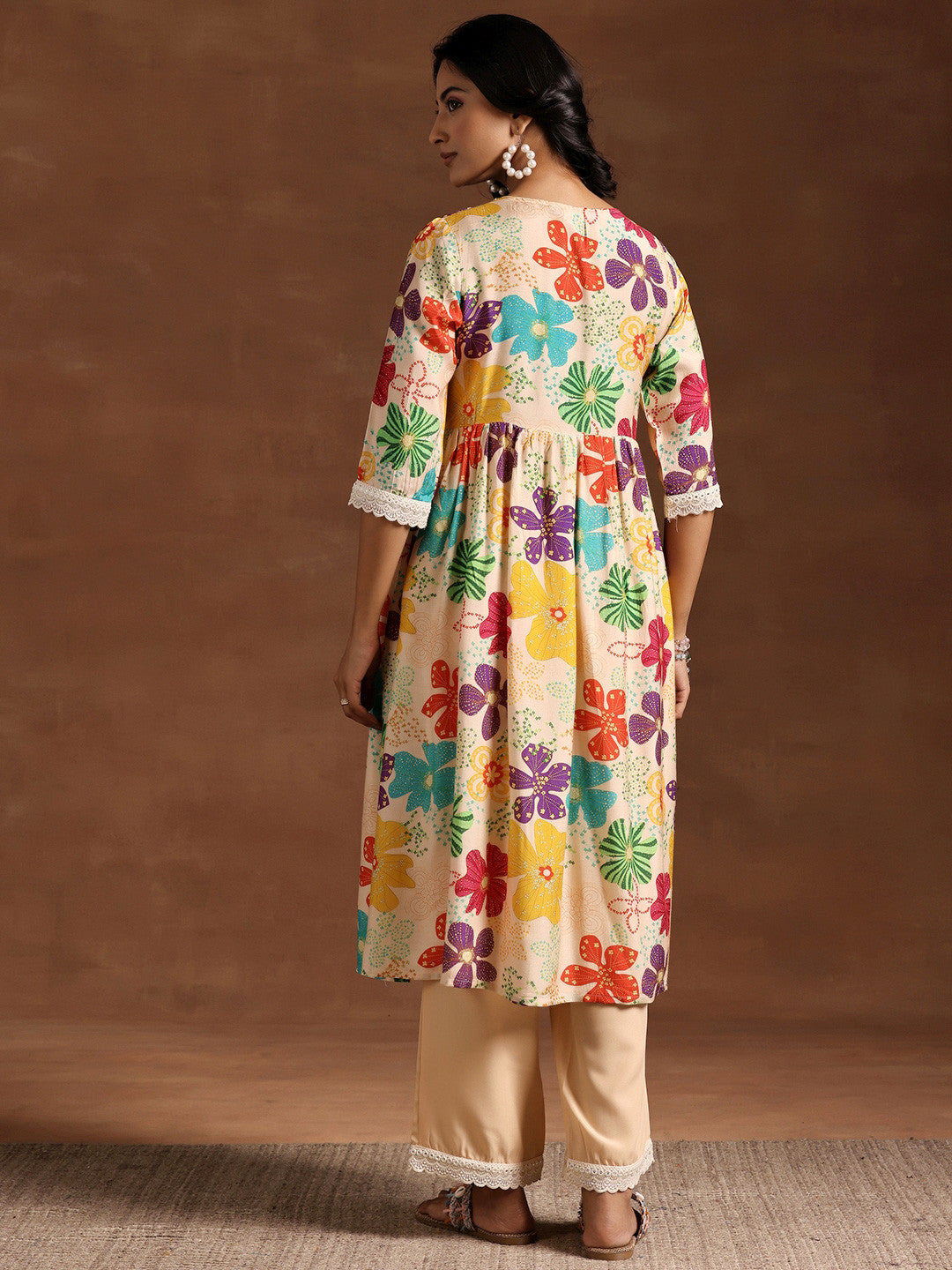 Women Floral Printed Angrakha Kurta with Trousers