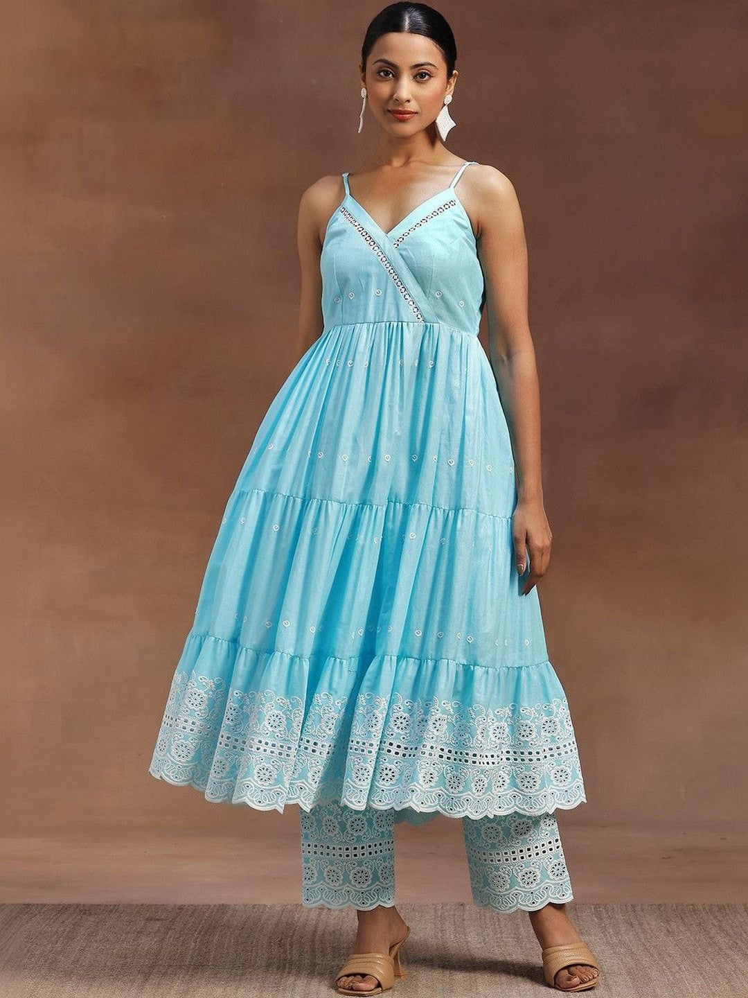 Women Ethnic Motifs Embroidered Tiered Thread Work Kurta with Trousers