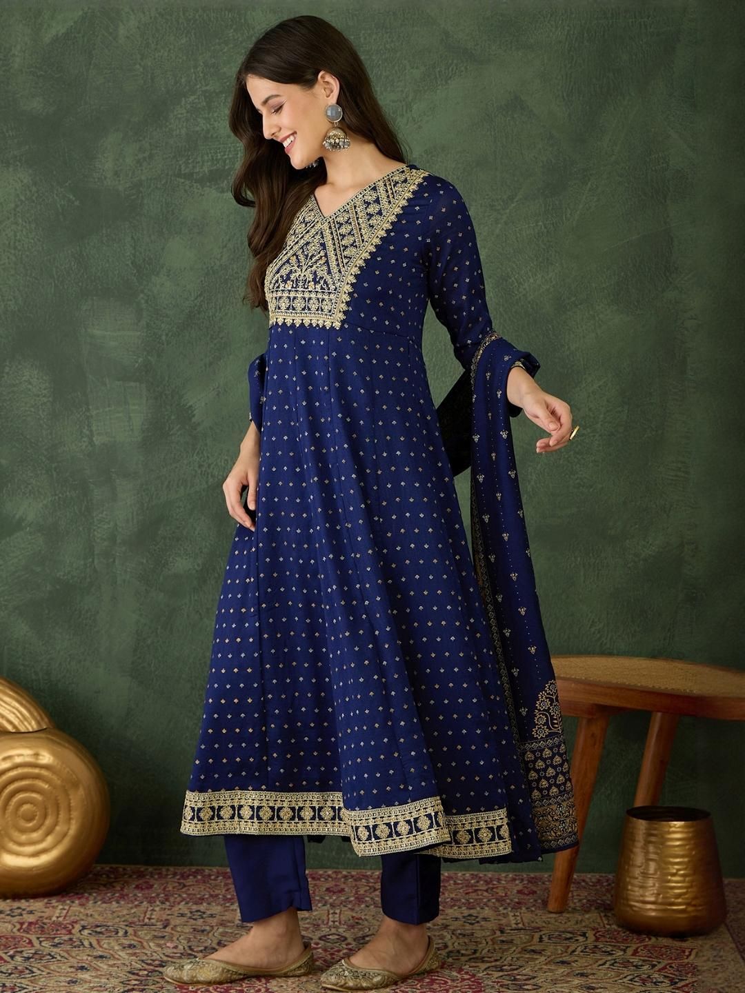 Dhiyona KL Women Blue Art Silk Embroidered Republic Day Republic Day Kurta Sets