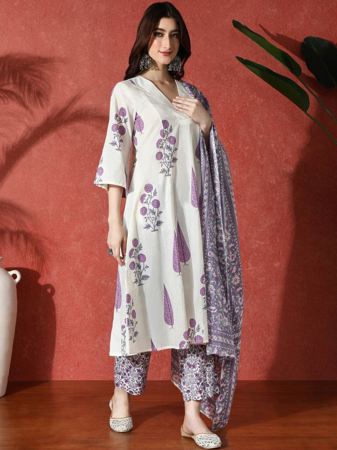 Printed Pure Cotton V-Neck Kurta Trousers & Dupatta