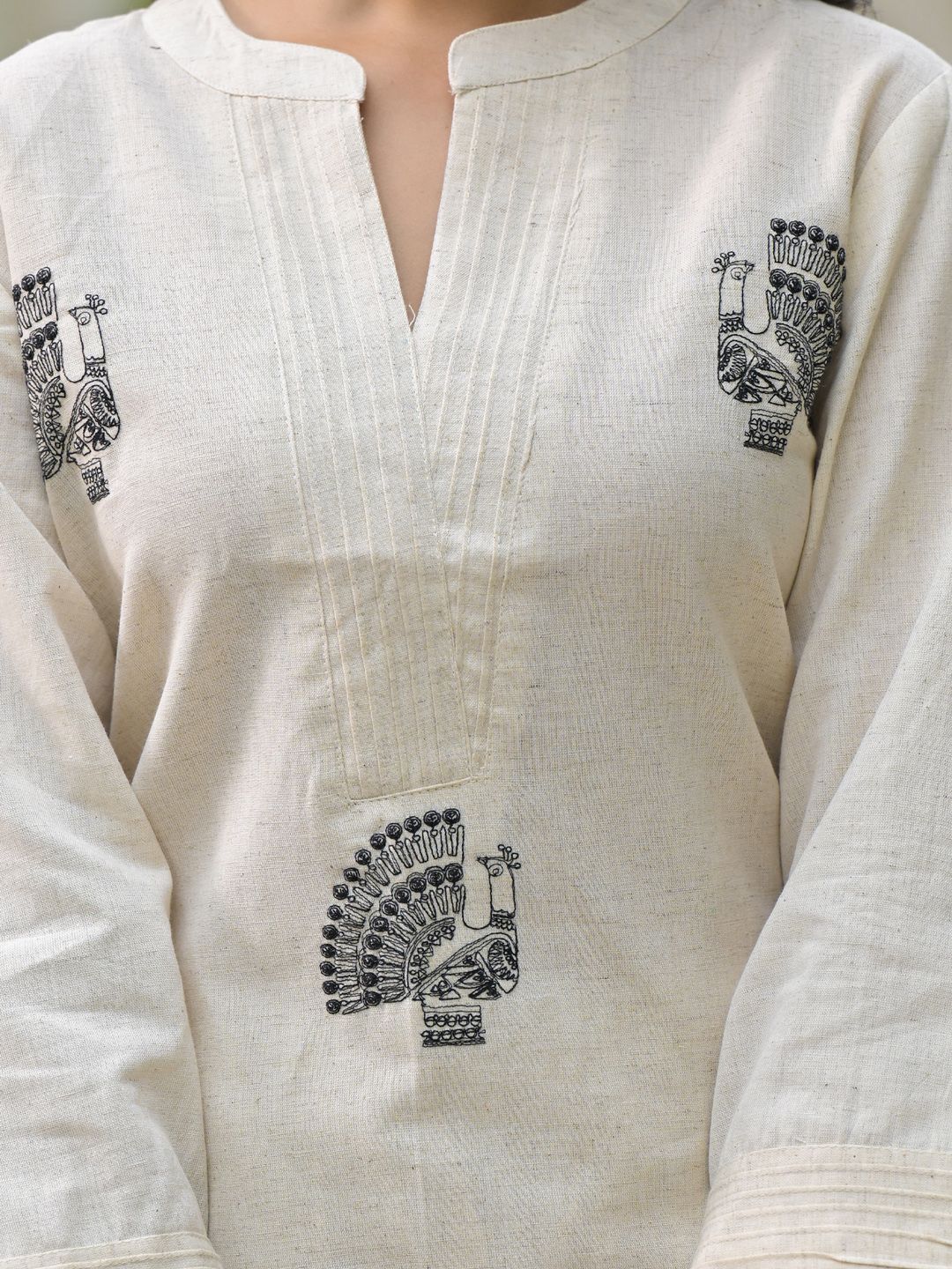 Dhiyona IE Embroidered Mandarin Collar Pure Cotton Tunic & Palazzos