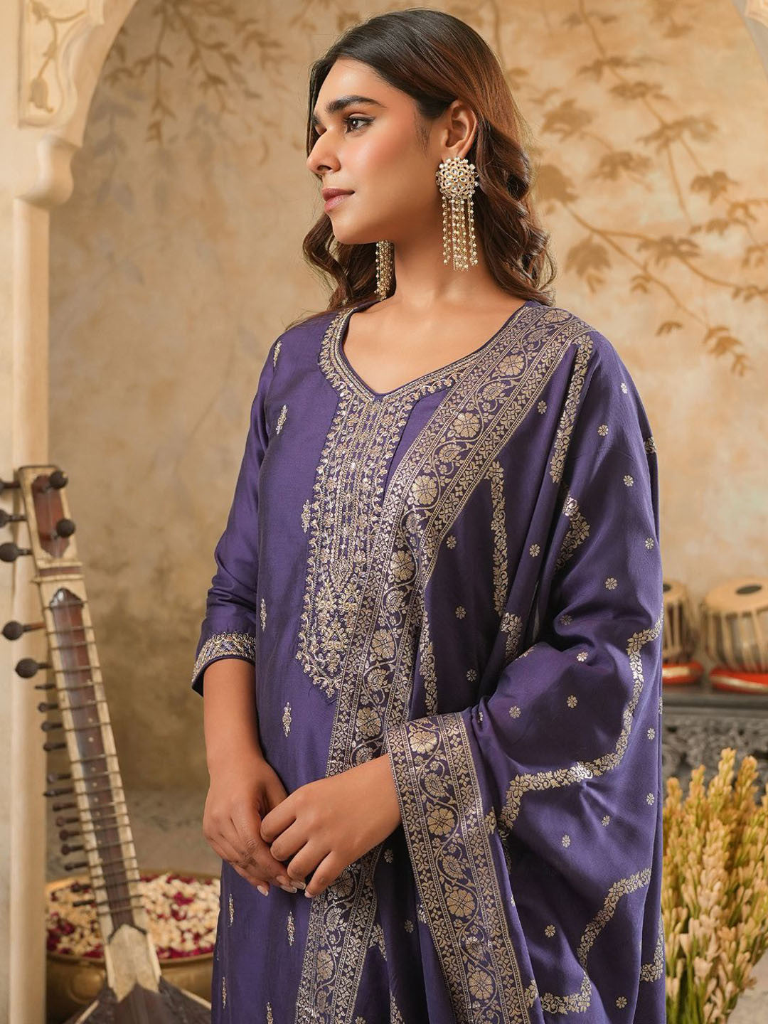 Floral Embroidered Round Neck Zari Straight Kurta & Trousers With Dupatta